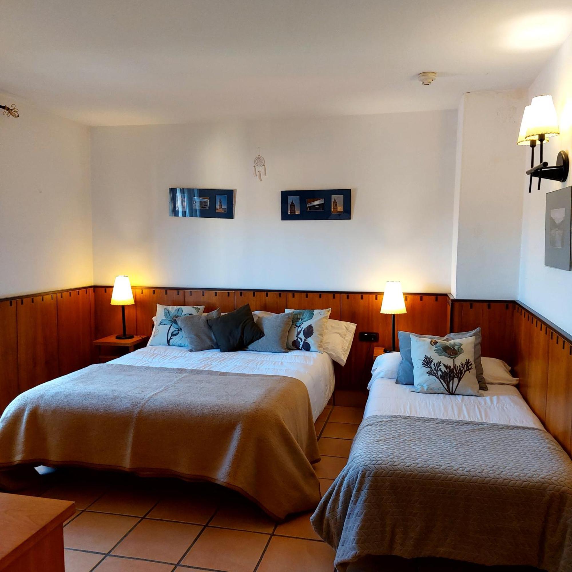 Hostal Tastavins Peñarroya de Tastavins Zimmer foto